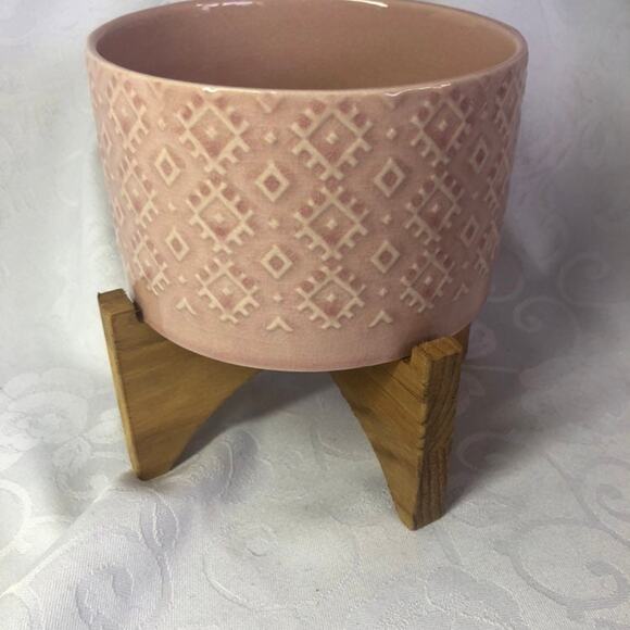 Other - Geo Ceramic Planter 6.25" on Wooden stand